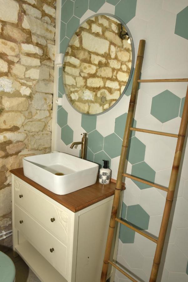 Maisonnette Du Bonheur - Vue Campagne - Baignoire Balneo 32 Jets - Lits Queen Size Vadencourt  Kültér fotó